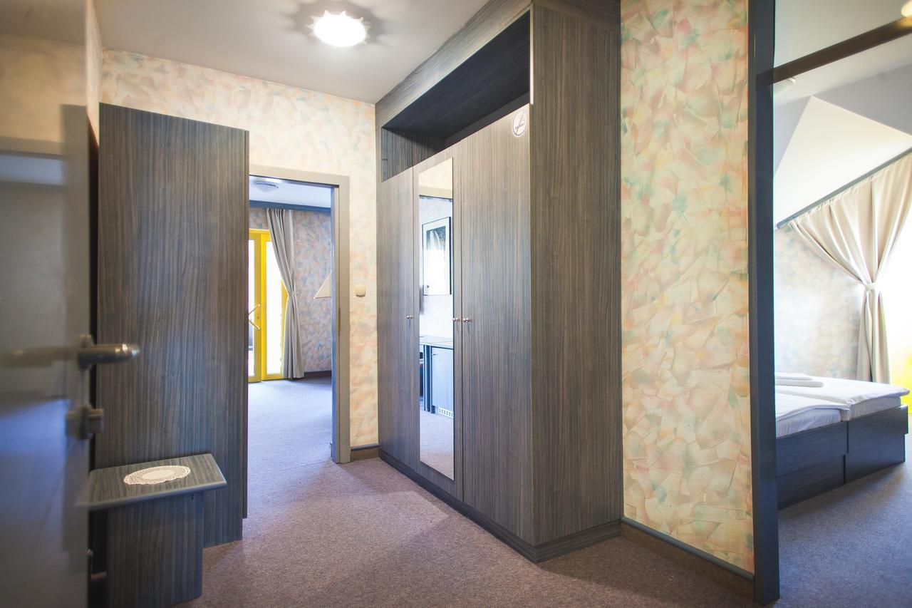 Hotel Dravograd Екстериор снимка