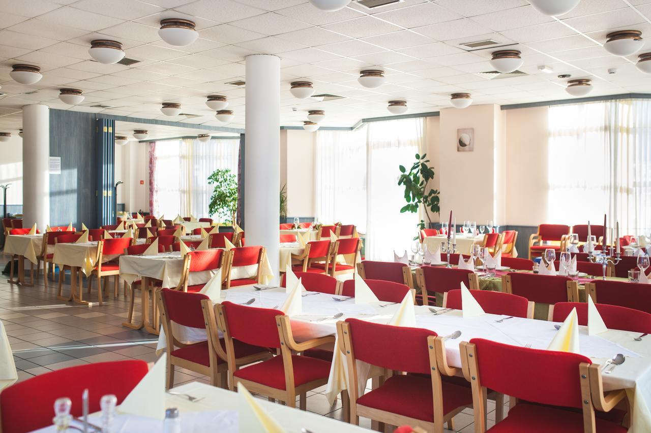 Hotel Dravograd Екстериор снимка